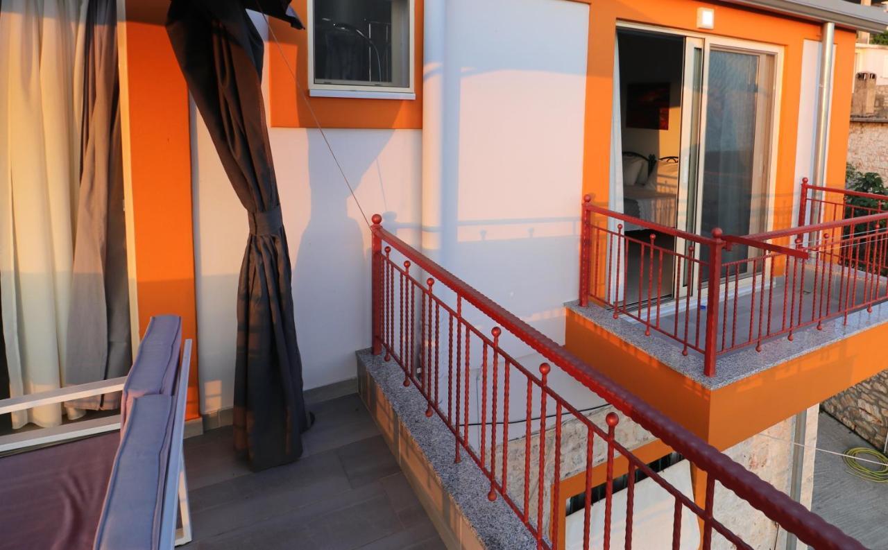 Apartmán Ildora Qimon Himarë Exteriér fotografie