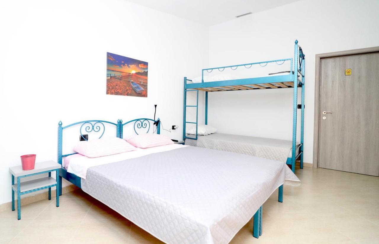 Apartmán Ildora Qimon Himarë Exteriér fotografie