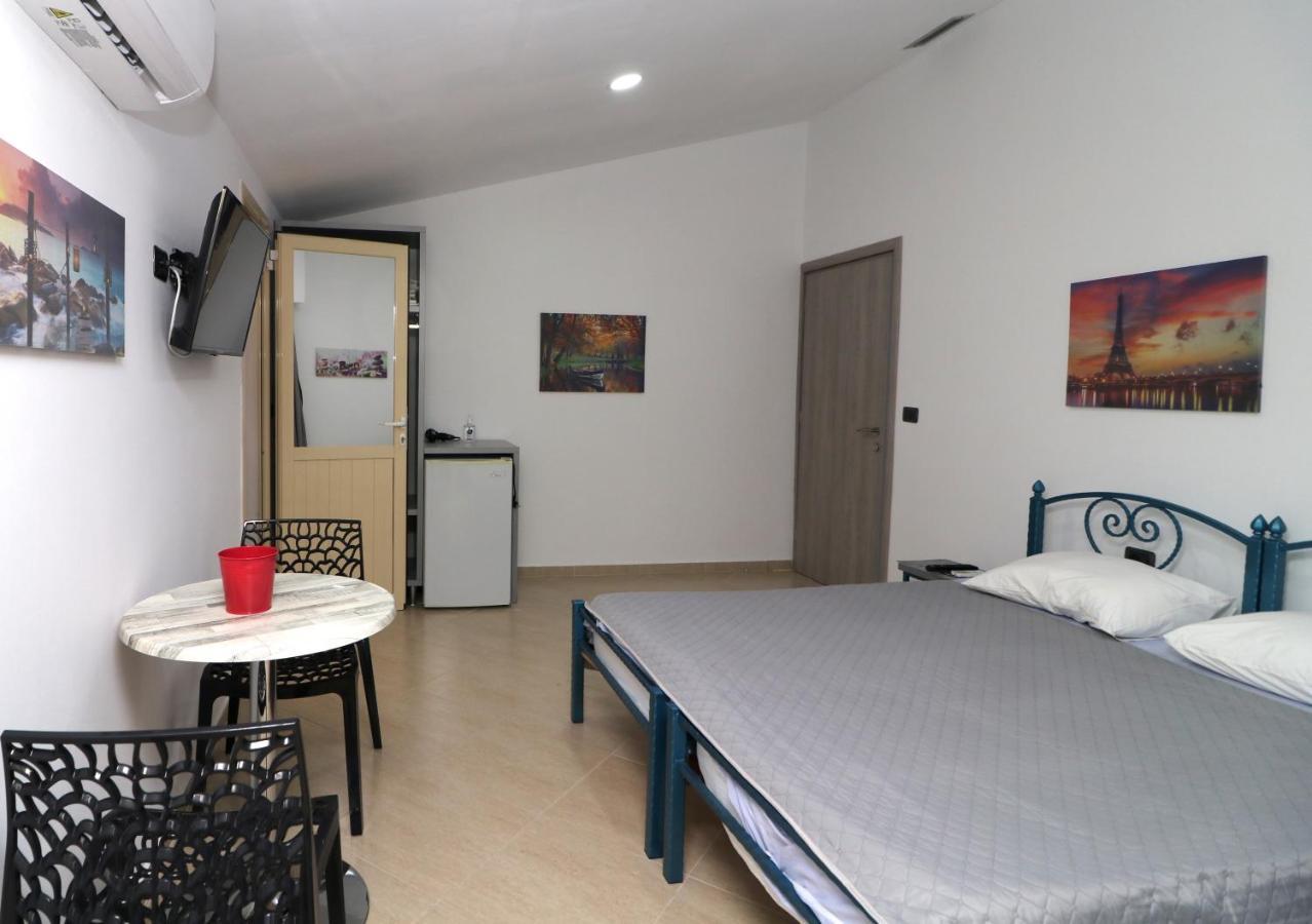 Apartmán Ildora Qimon Himarë Exteriér fotografie