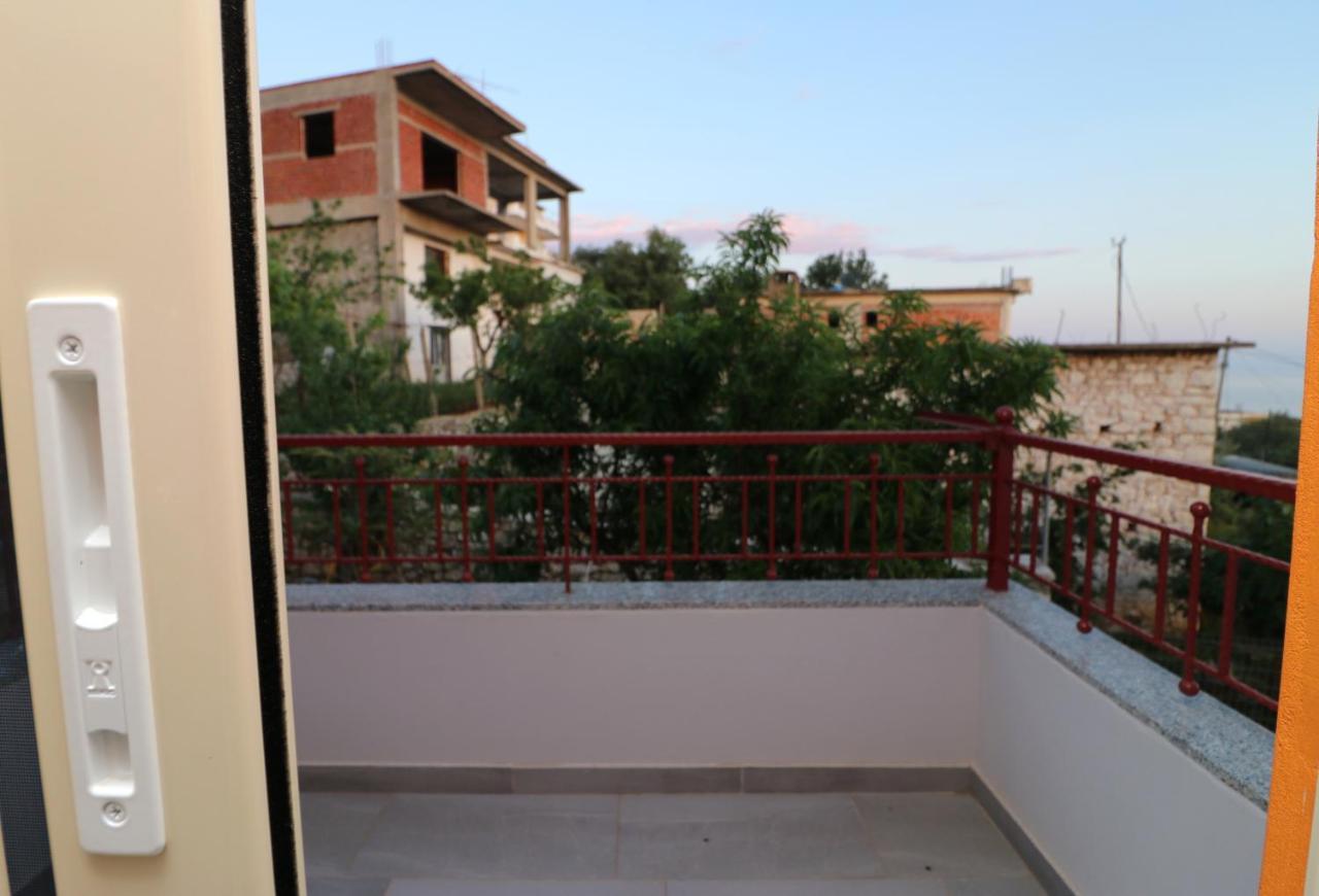 Apartmán Ildora Qimon Himarë Exteriér fotografie