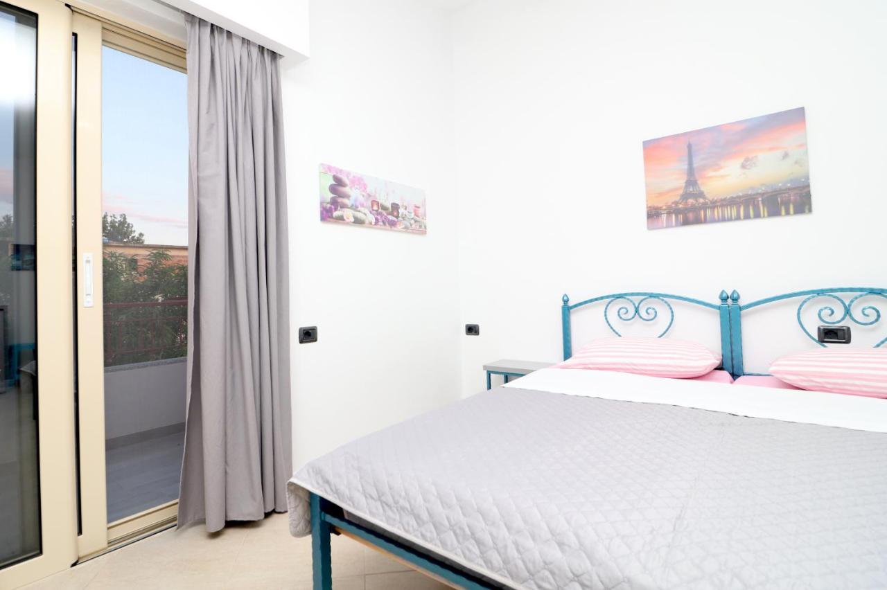 Apartmán Ildora Qimon Himarë Exteriér fotografie